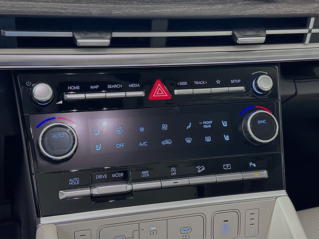 Thumbnail: 2025 Hyundai Santa Fe - 16