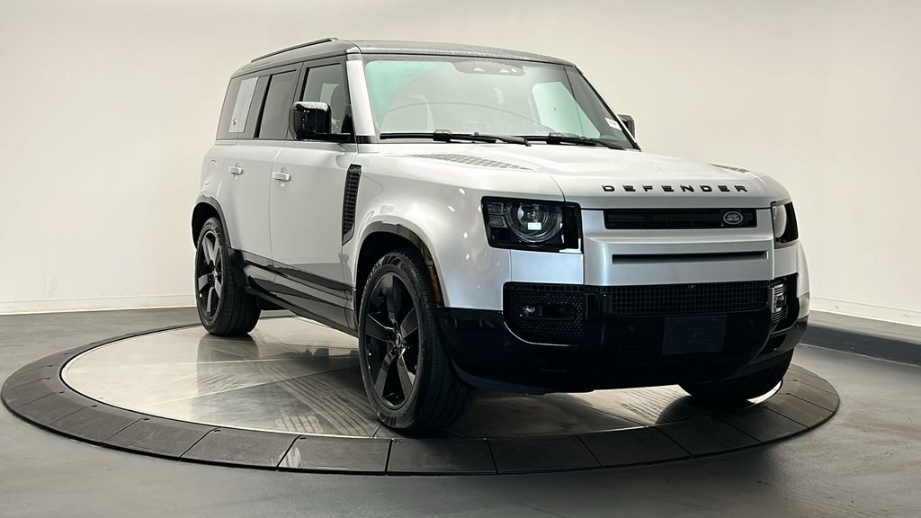 2024 Land Rover Defender 110 7