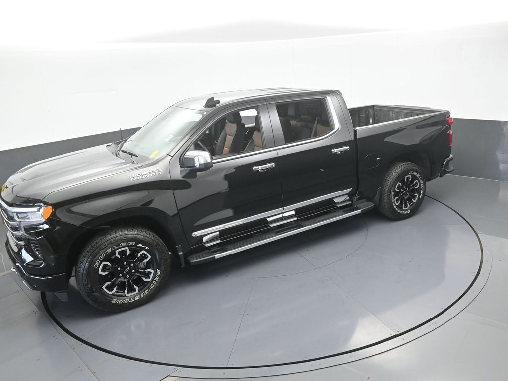 Used 2025 Black Chevrolet High Country image 53