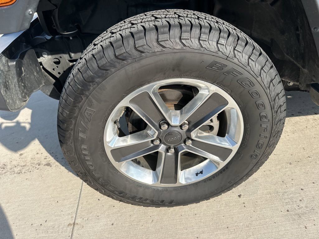 2020 Black Clearcoat Jeep Wrangler Unlimited Unlimited Sahara 4X4 SUV