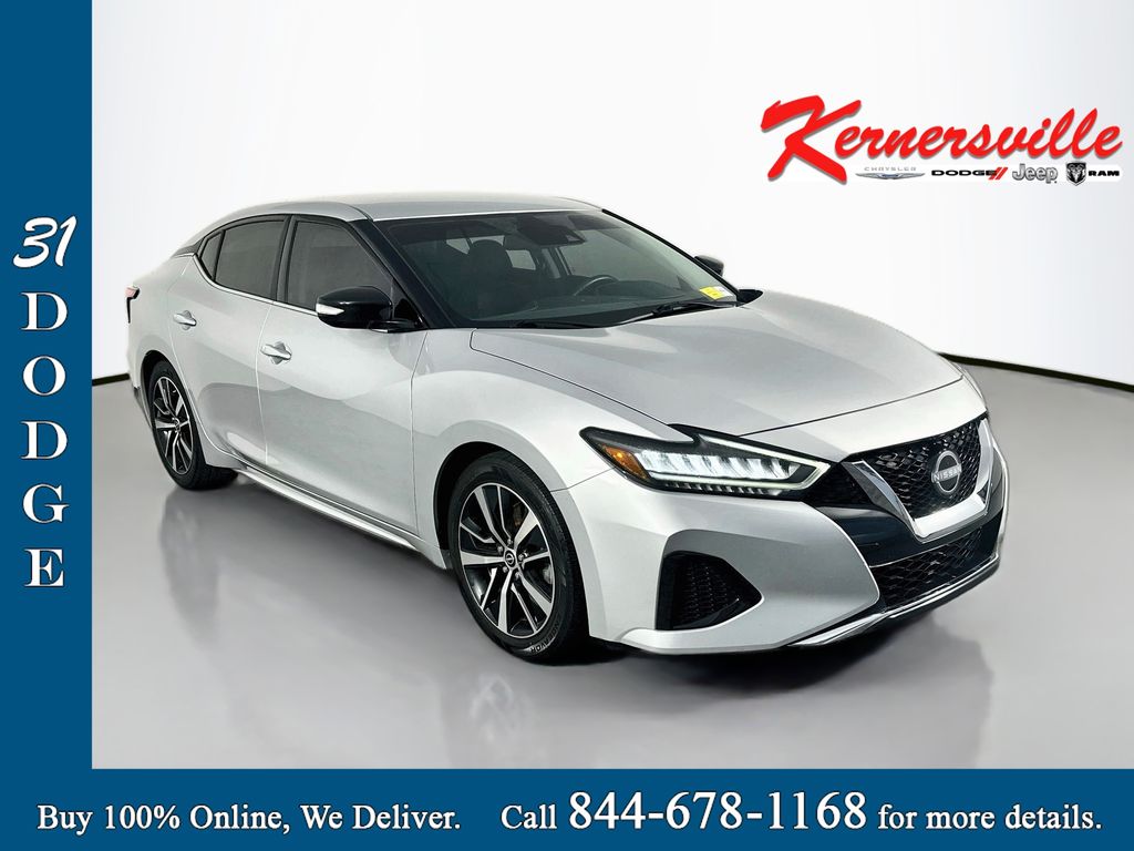 Brilliant Silver Metallic 2023 Nissan Maxima Sedan Front-Wheel Drive Continuously Variable Transmission