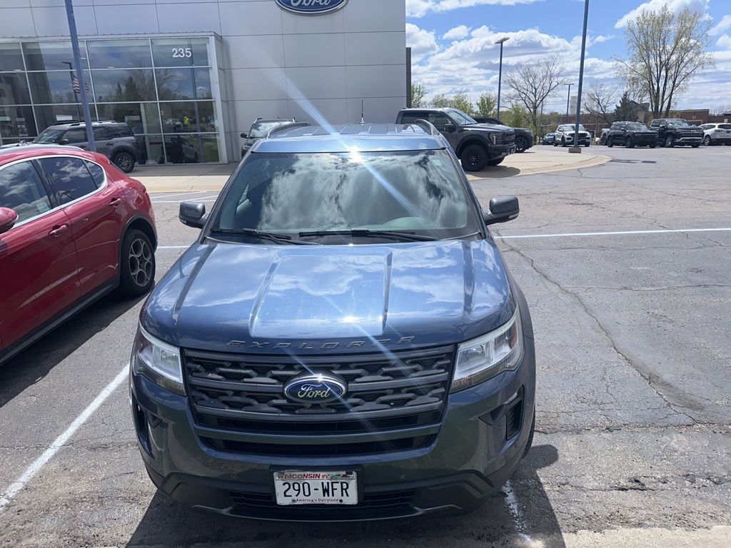 2019 Blue Metallic Ford Explorer XLT 4X4 SUV