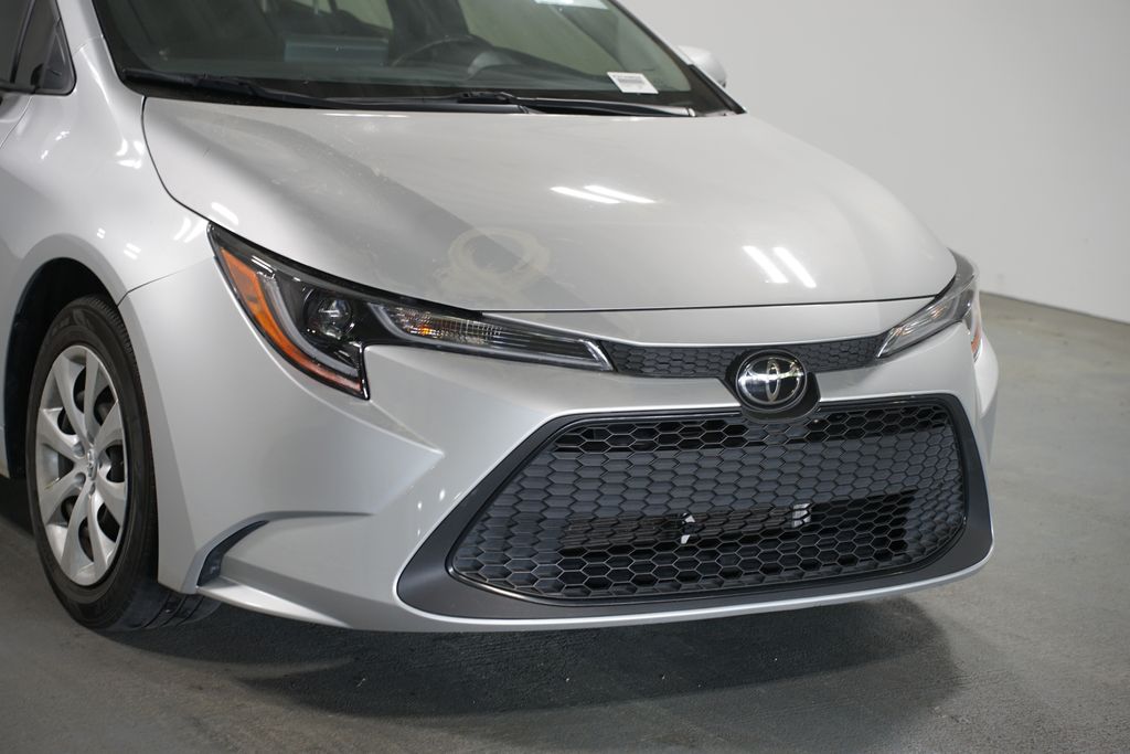 Thumbnail: 2022 Toyota Corolla - 4