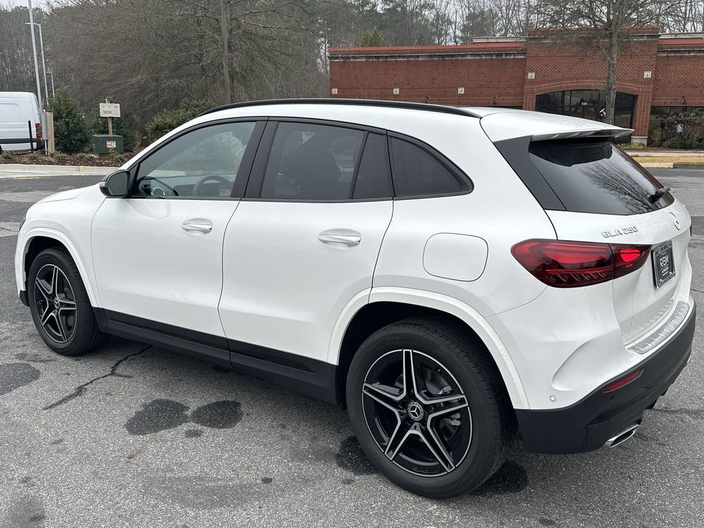 2025 Mercedes-Benz GLA GLA 250 6