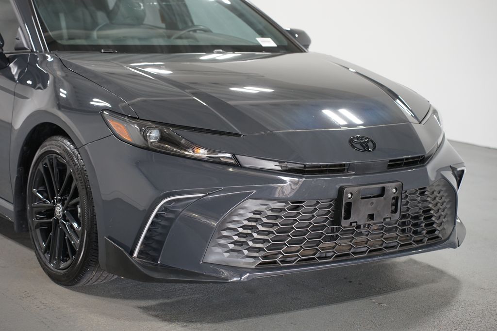 Thumbnail: 2025 Toyota Camry - 4