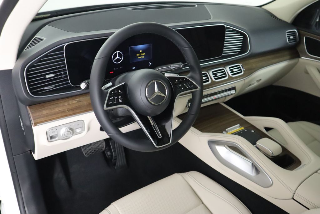 2025 Mercedes-Benz GLE 450 10