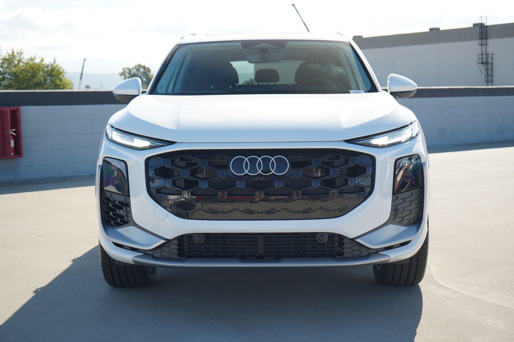 Thumbnail: 2026 Audi Q3 - 3