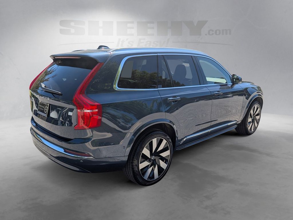 Used 2023 Blue Volvo Ultimate image 12