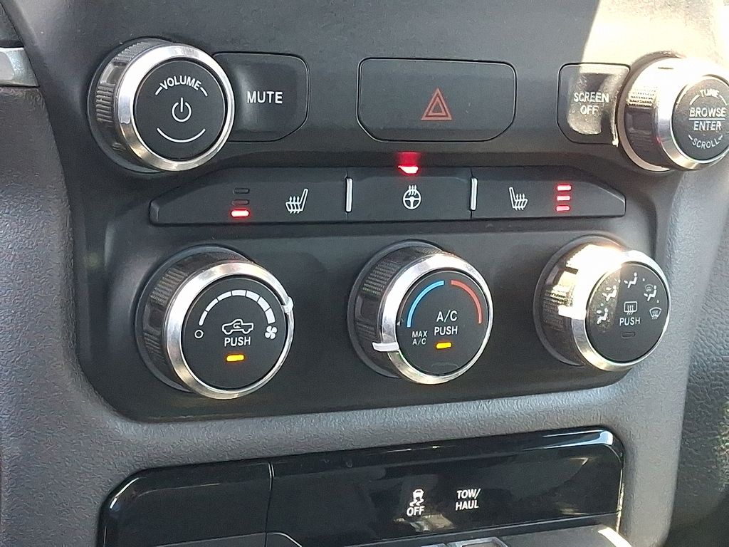 2023 Ram 1500 — photo 17