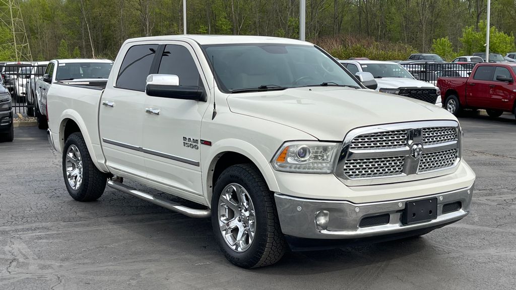 Pearl White 2018 RAM 1500 Laramie Crew Cab 4WD Pickup Truck Four-Wheel Drive 8-Speed Automatic