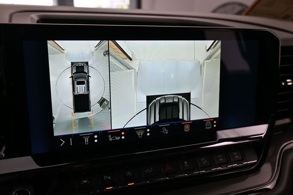 Used 2025 Black Chevrolet ZR2 image 20