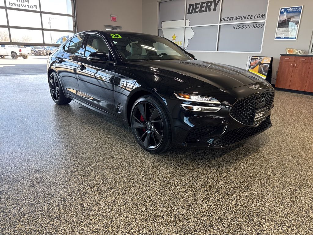 2023 Genesis G70 3.3T RWD