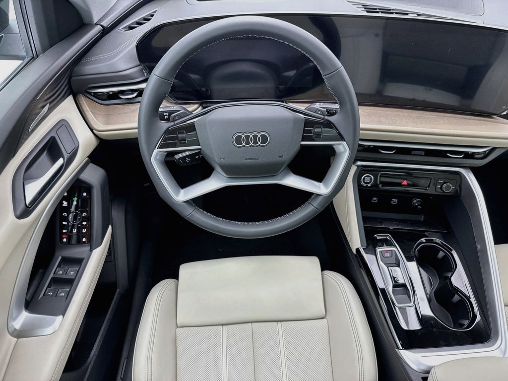 Thumbnail: 2026 Audi Q5 - 11