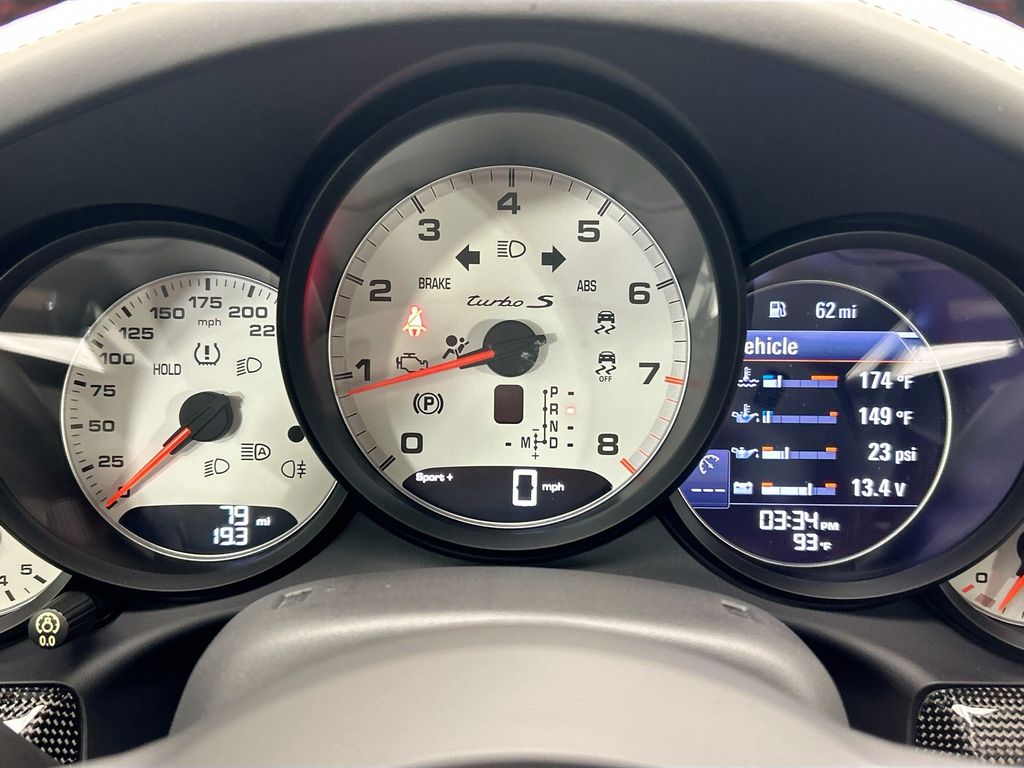 Thumbnail: 2019 Porsche 911 - 31