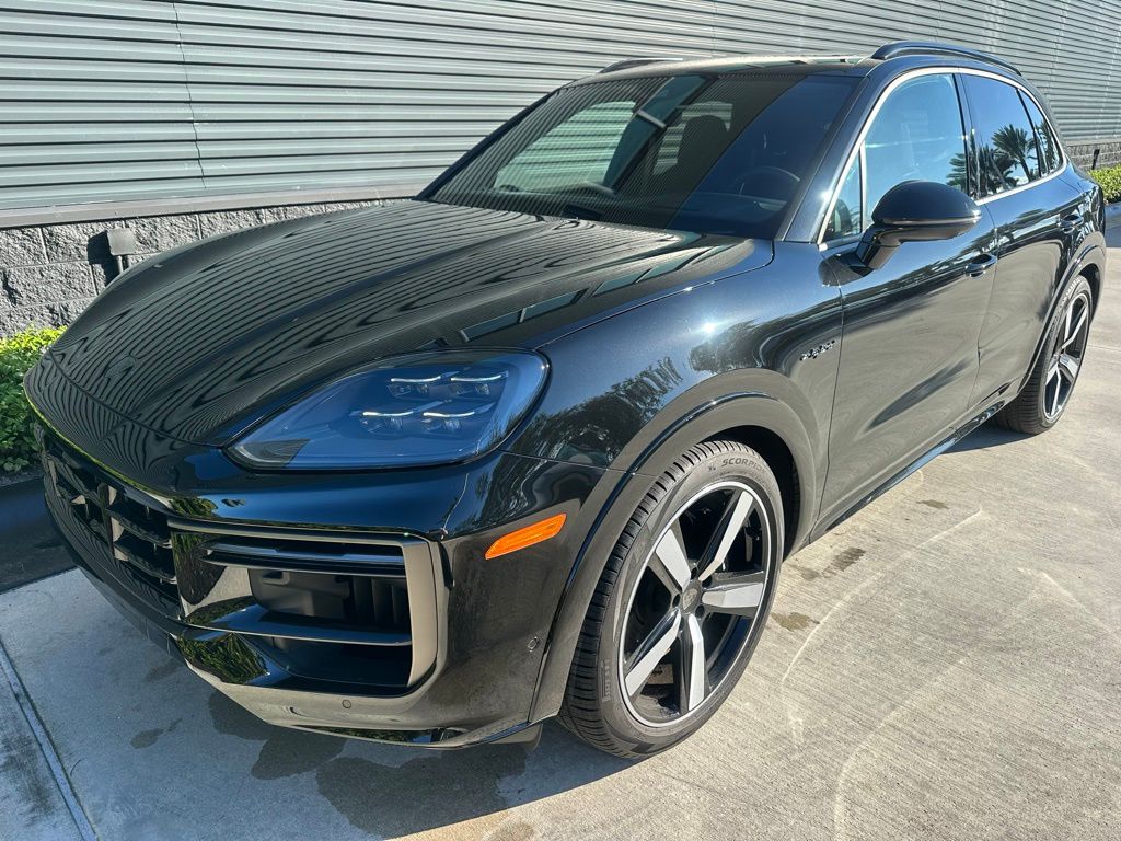Thumbnail: 2025 Porsche Cayenne - 7