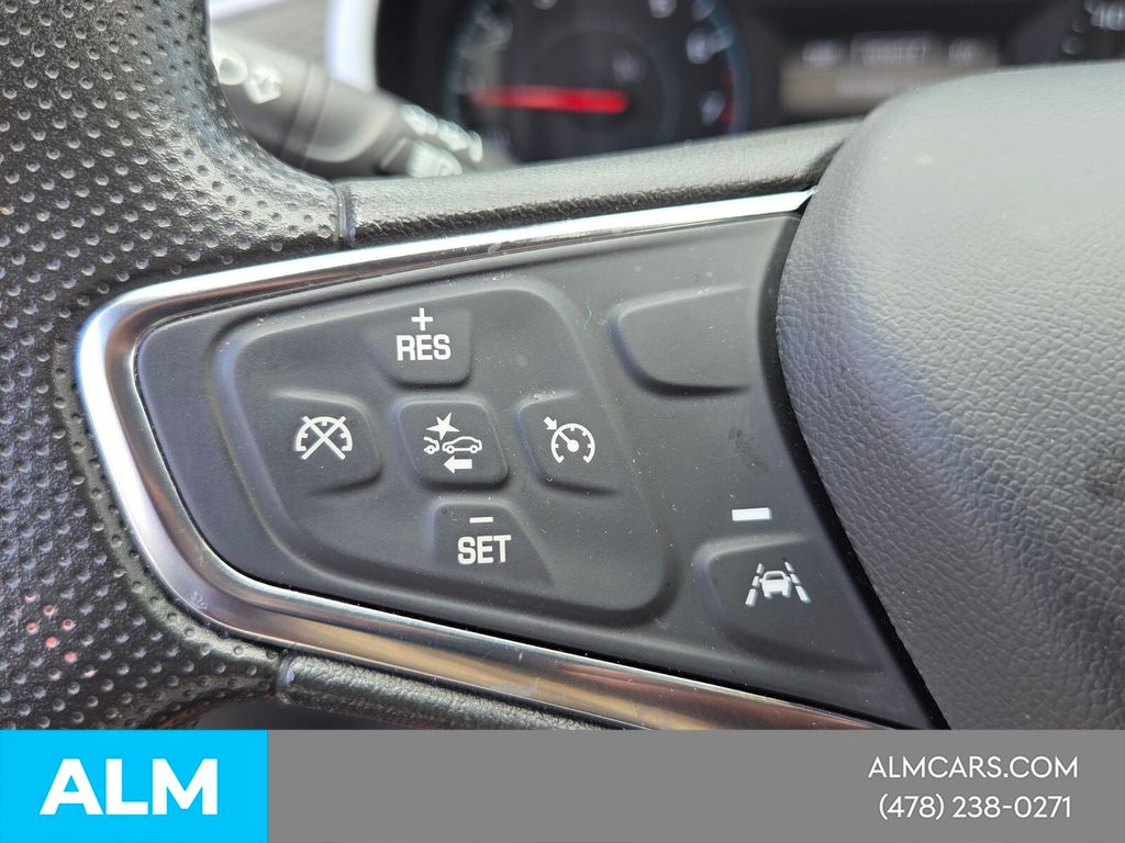 Used 2023 Gray Chevrolet LT image 26