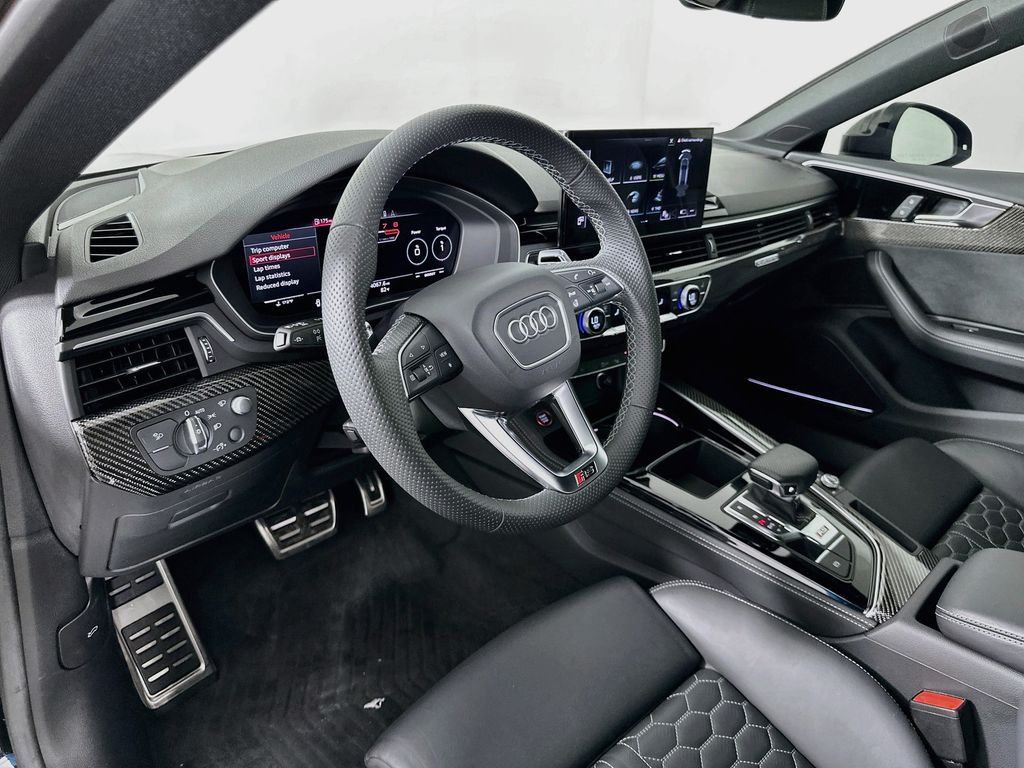 Thumbnail: 2023 Audi RS 5 - 9