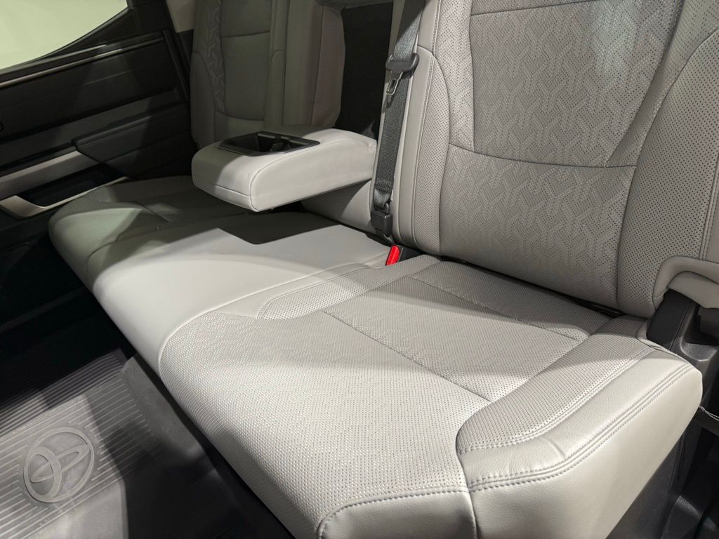 Thumbnail: 2024 Toyota Tundra - 18