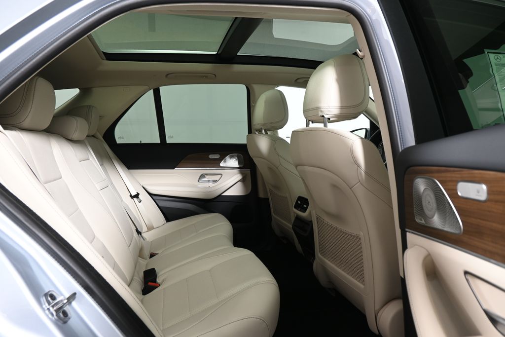 Thumbnail: 2026 Mercedes-Benz GLE - 20