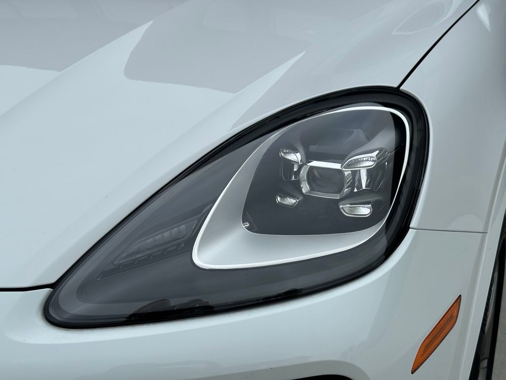 Thumbnail: 2023 Porsche Cayenne - 13