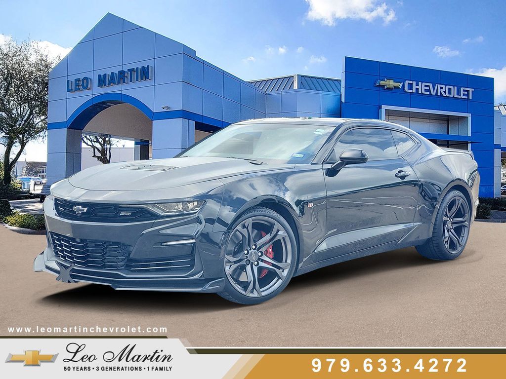 Black 2022 Chevrolet Camaro 1SS Coupe RWD Coupe Rear-Wheel Drive 6-Speed Manual