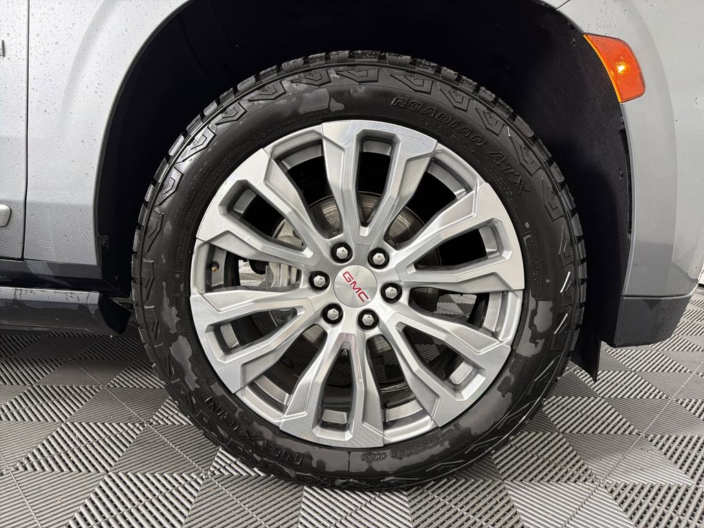 used 2023 GMC Yukon car, priced at $52,977