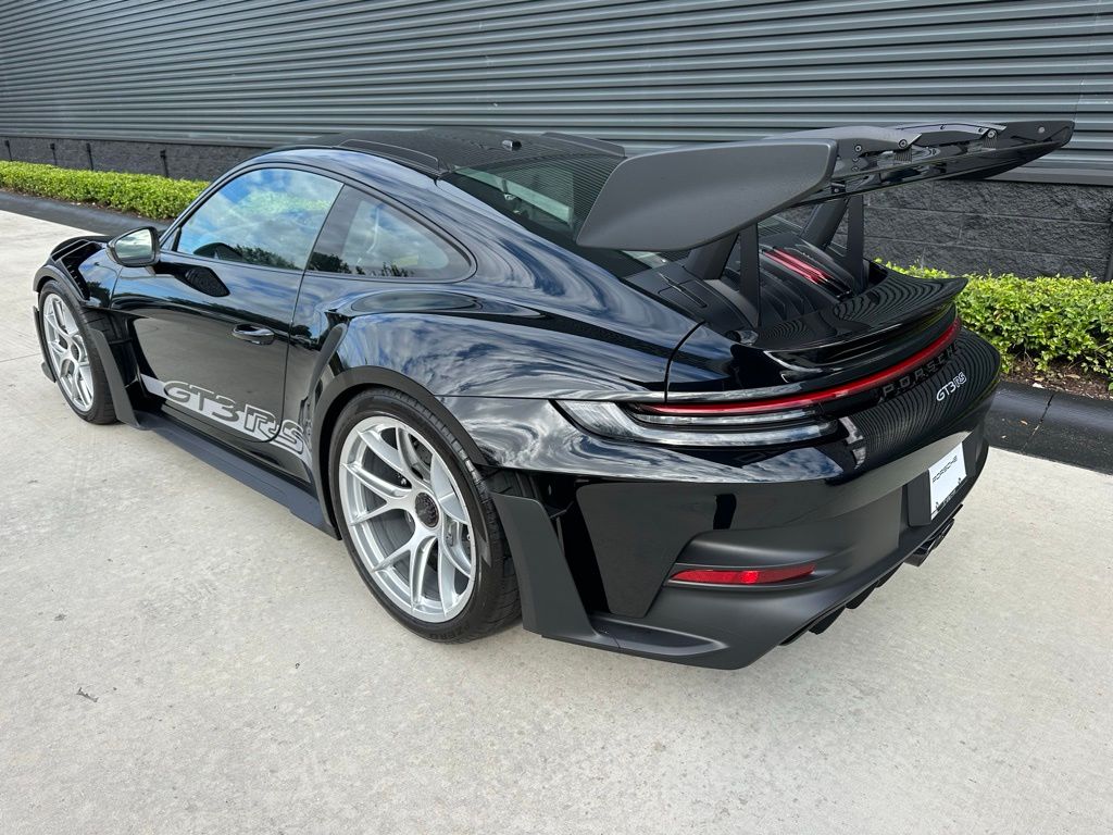 Thumbnail: 2025 Porsche 911 - 3