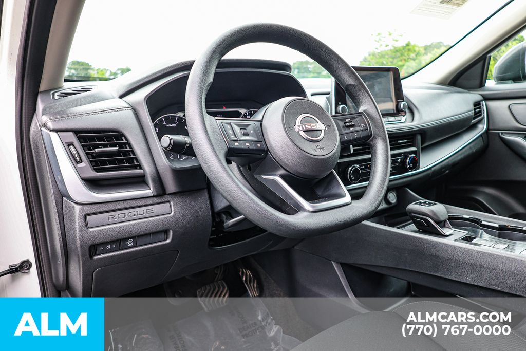 Used 2024 White Nissan S image 27