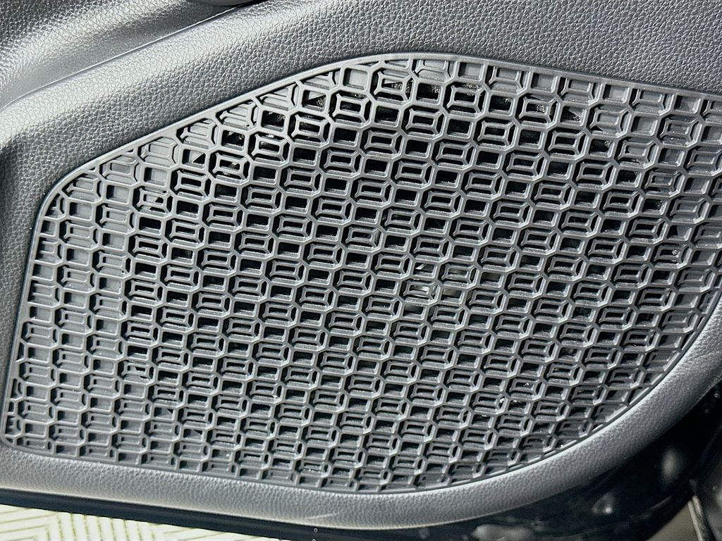 Thumbnail: 2025 Toyota 4Runner - 19