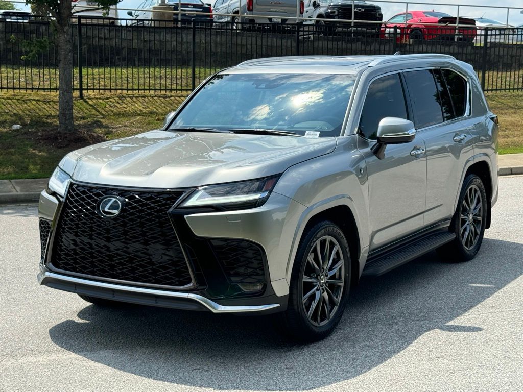 2024 Lexus LX 600 F SPORT 11