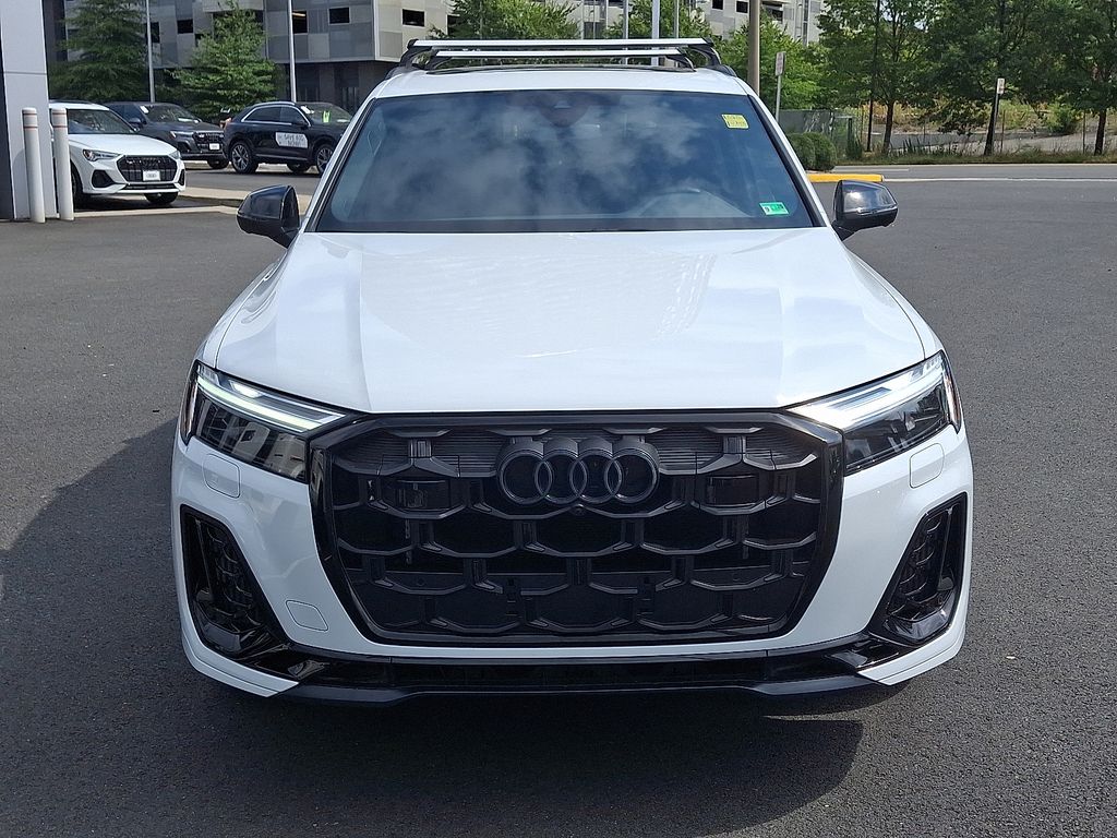 Thumbnail: 2025 Audi SQ7 - 2
