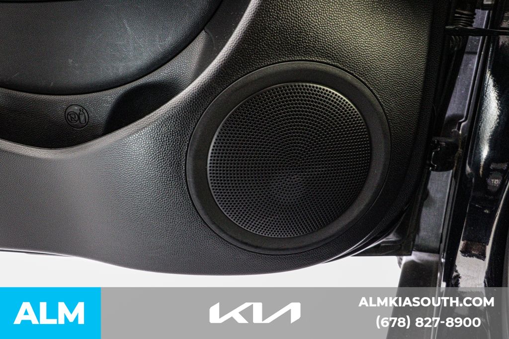 2016 Kia Soul Base photo 38