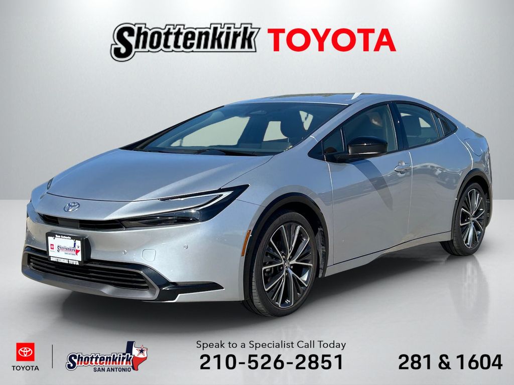 2025 Toyota Prius XLE FWD