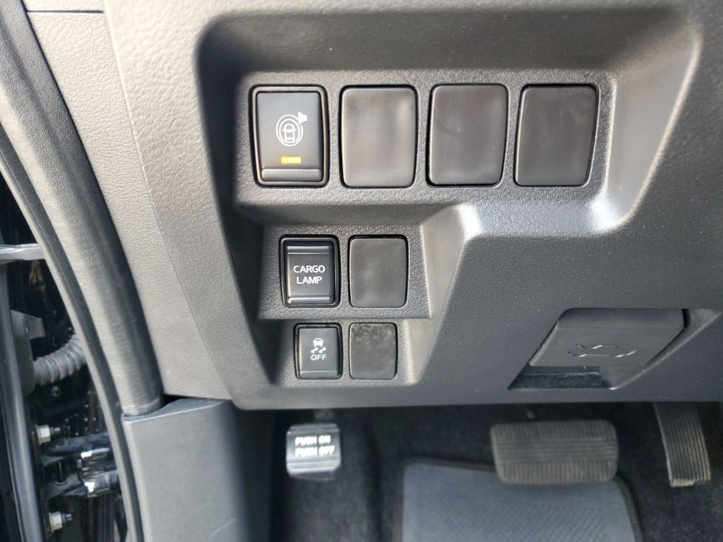 Used Car 2022 Nissan Frontier  S For Sale Under $25,000 In Austin, Texas