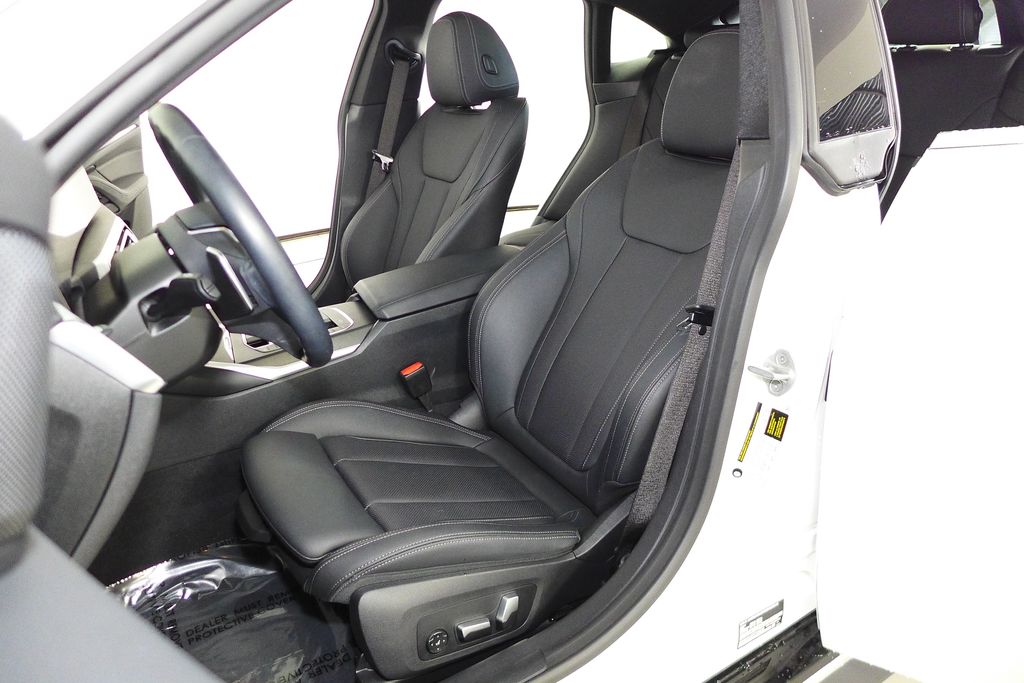 Thumbnail: 2024 BMW 4 Series - 22