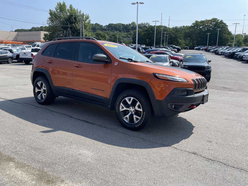 Used 2016 Jeep Cherokee SUV