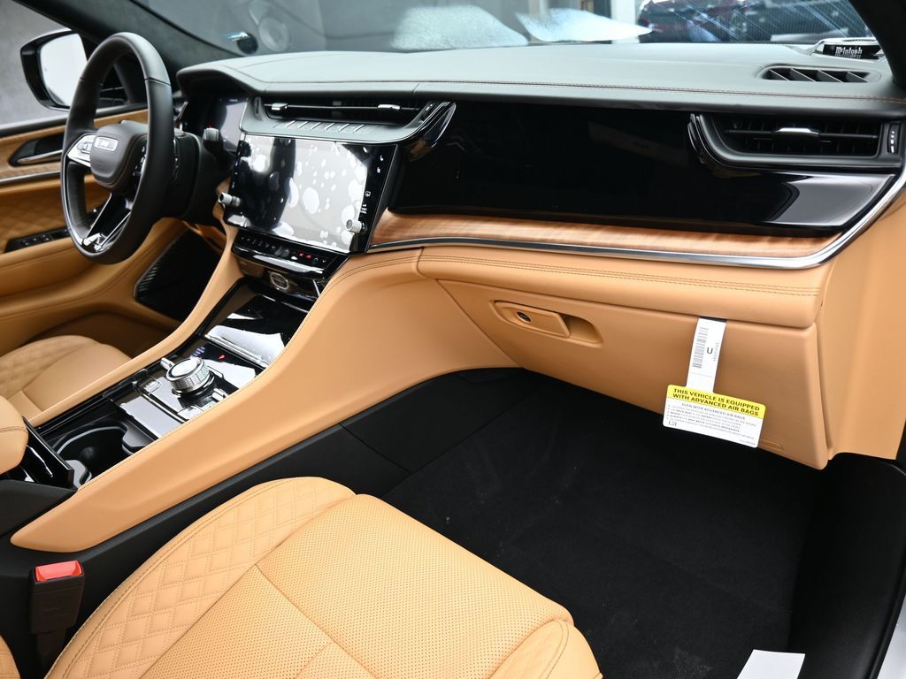 New 2026 Silver Zynith Jeep Summit image 43