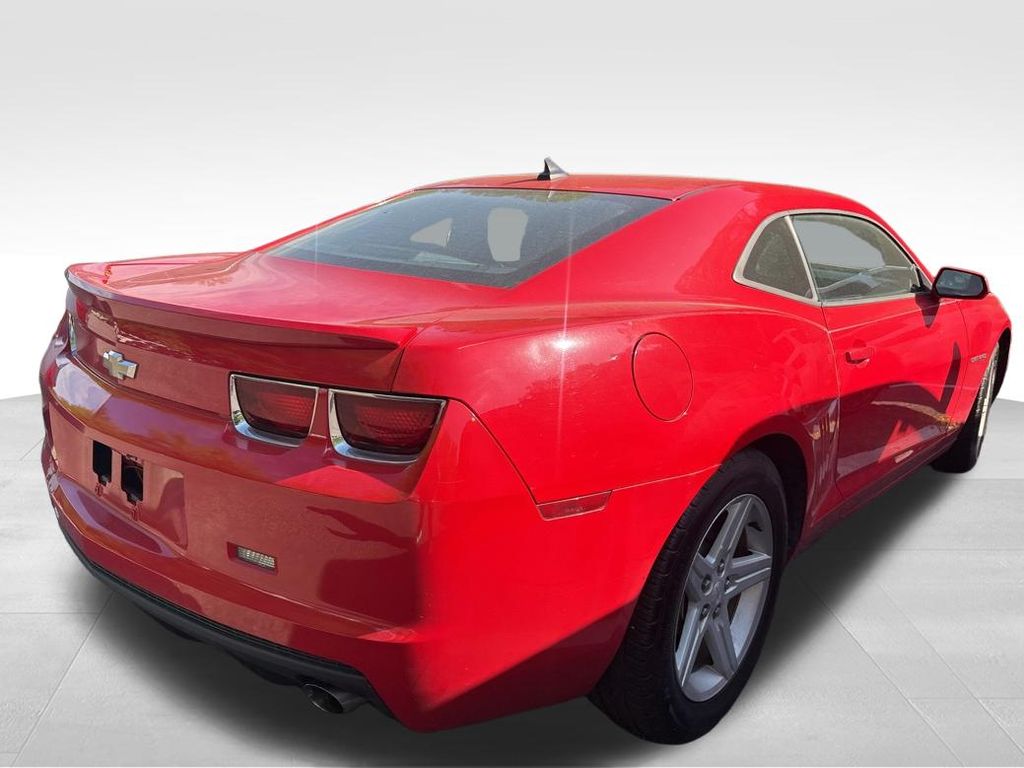 Used 2012 Red Chevrolet 1LT image 7
