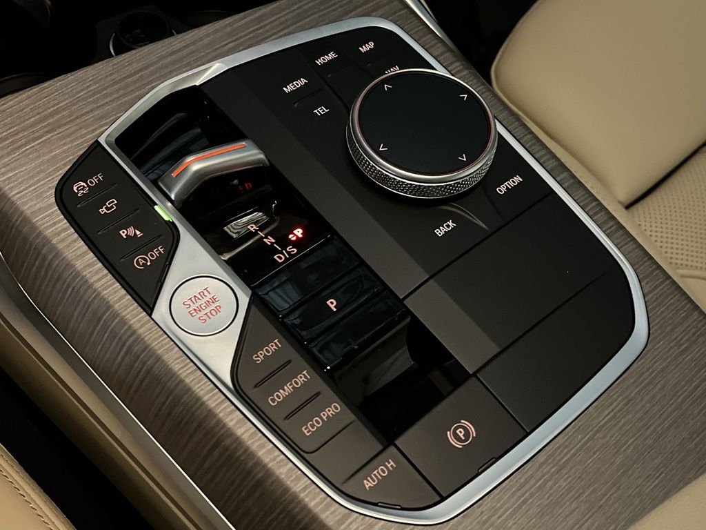 Thumbnail: 2025 BMW 3 Series - 20