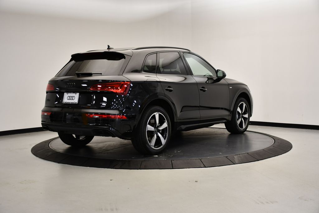 Thumbnail: 2022 Audi Q5 - 5