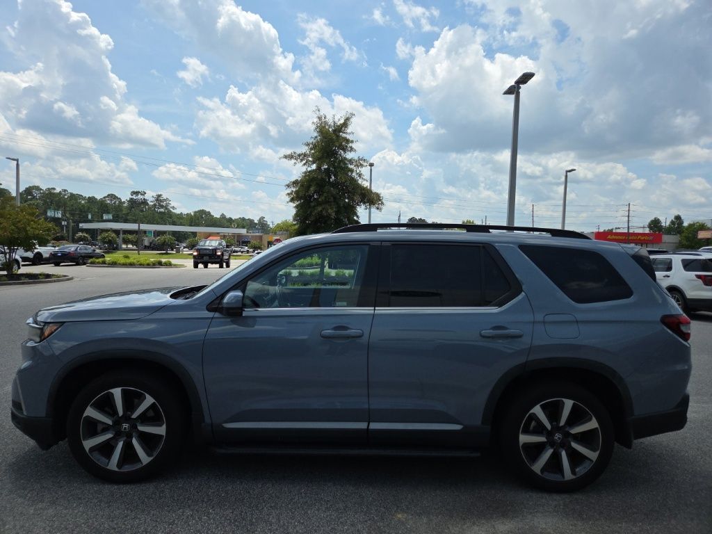 2023 Honda Pilot Touring