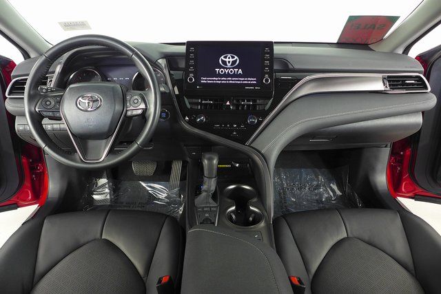 2023 Toyota Camry XSE 24