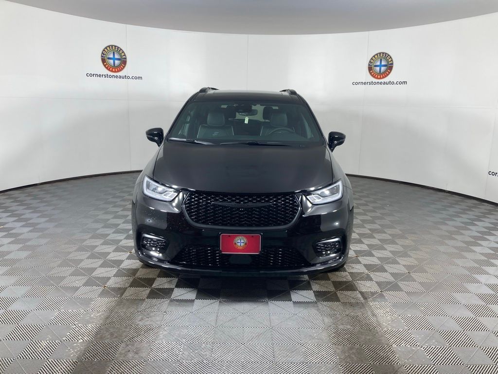 New 2026 Black Chrysler Limited image 18