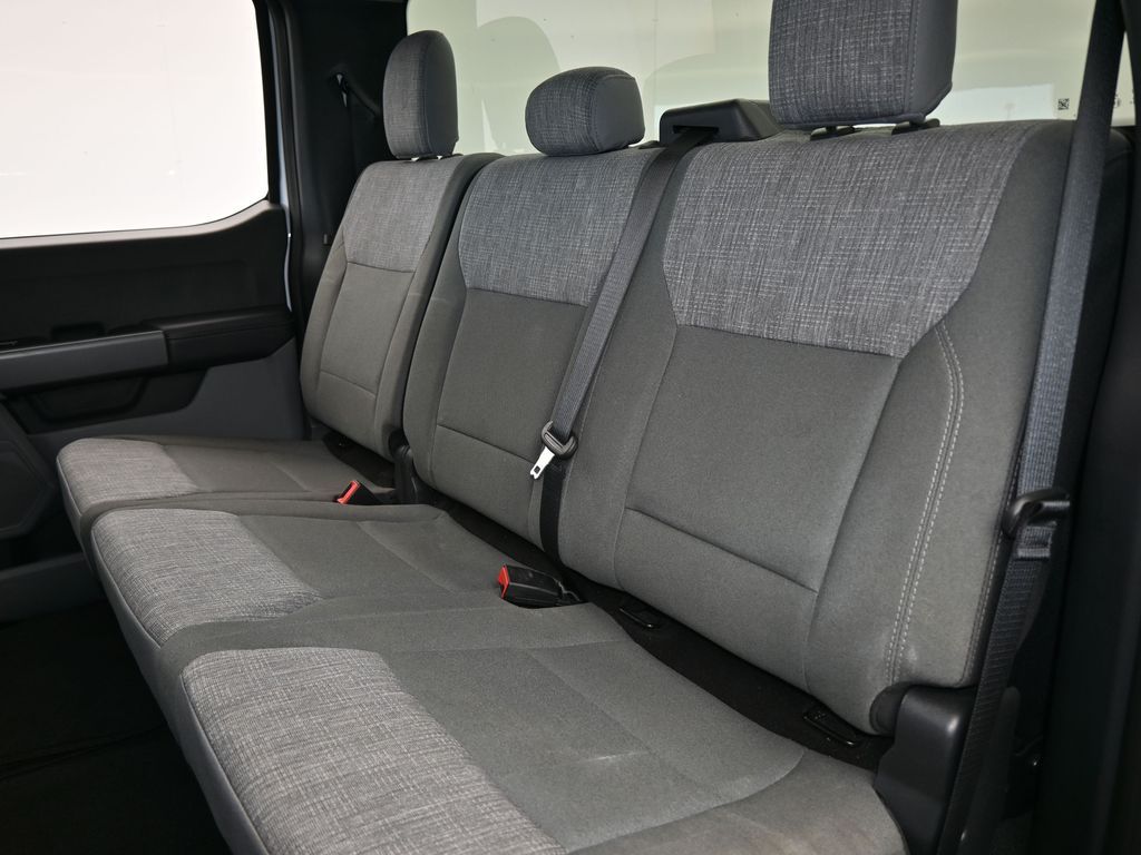 Used 2025 Oxford White Ford XLT image 35