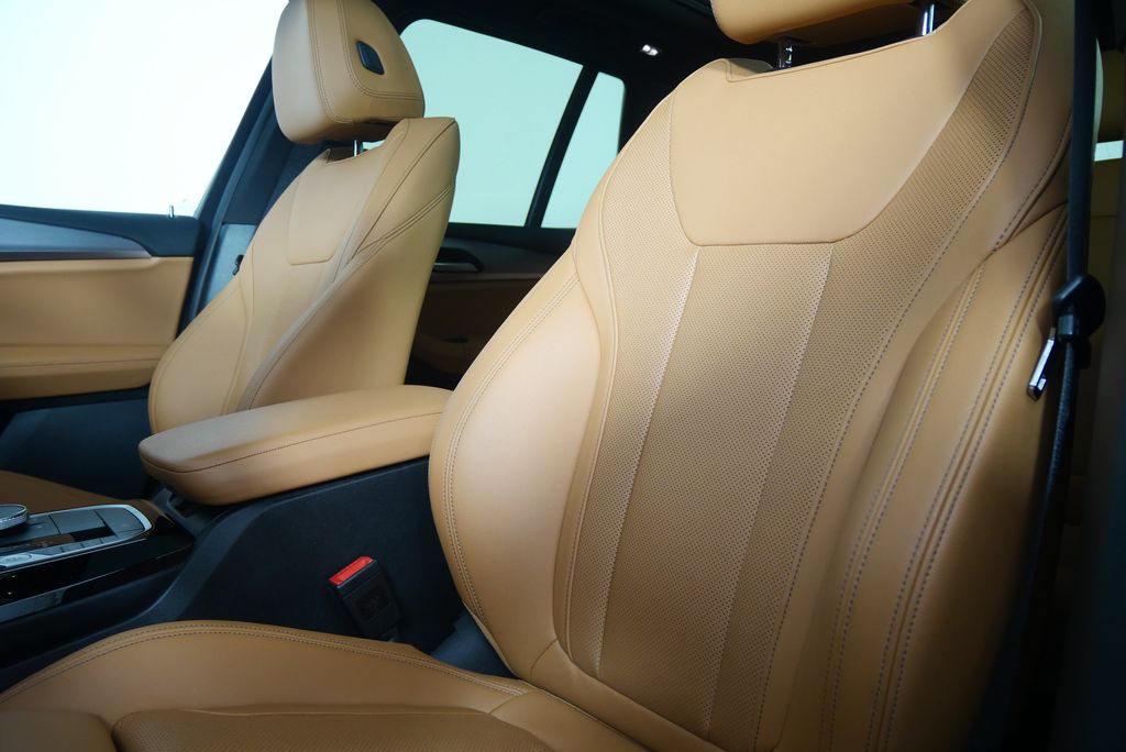 Thumbnail: 2024 BMW X3 - 11