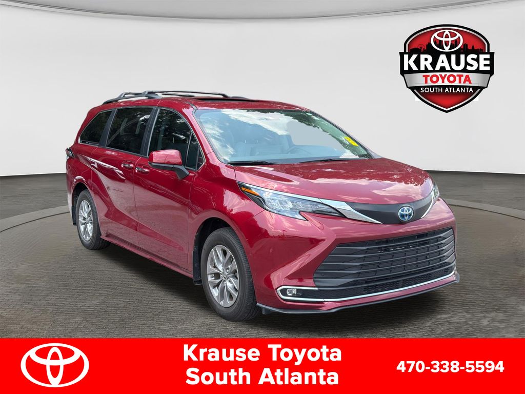 Pearl 2024 Toyota Sienna Minivan Front-Wheel Drive Continuously Variable Transmission