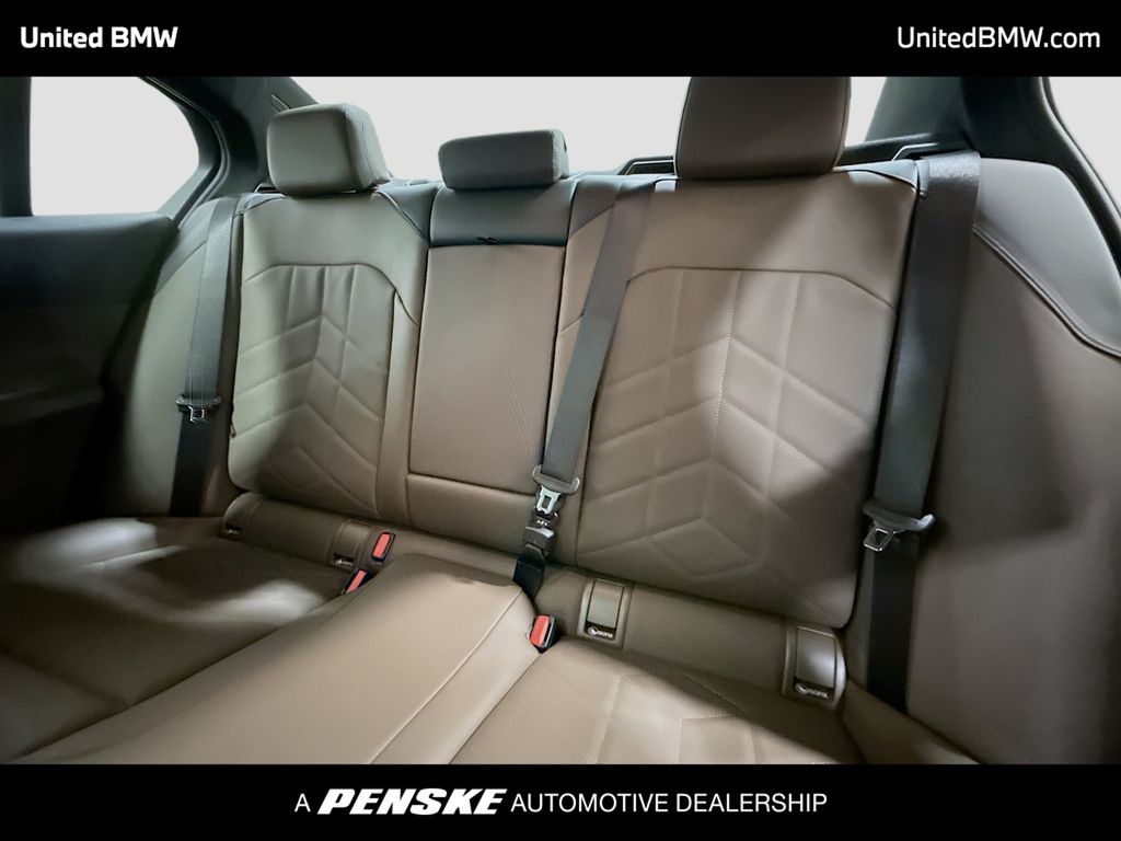 Thumbnail: 2026 BMW 5 Series - 13