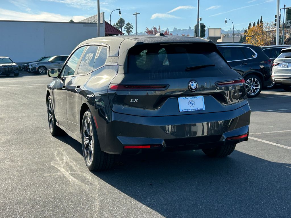 Thumbnail: 2026 BMW iX - 3