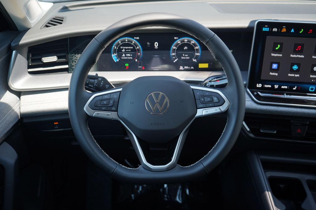 Thumbnail: 2025 Volkswagen Tiguan - 9