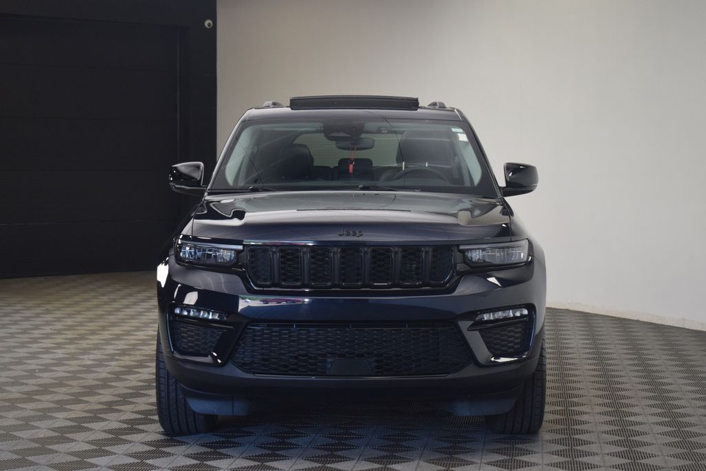 used 2024 Jeep Grand Cherokee car, priced at $30,500